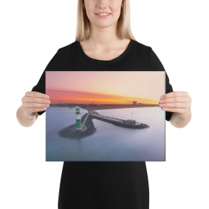 Warnemünde Molfeuer grün auf Leinwand